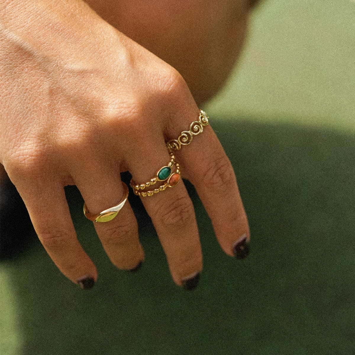 Daisy London Gold Healing Stone Ring - Image 33