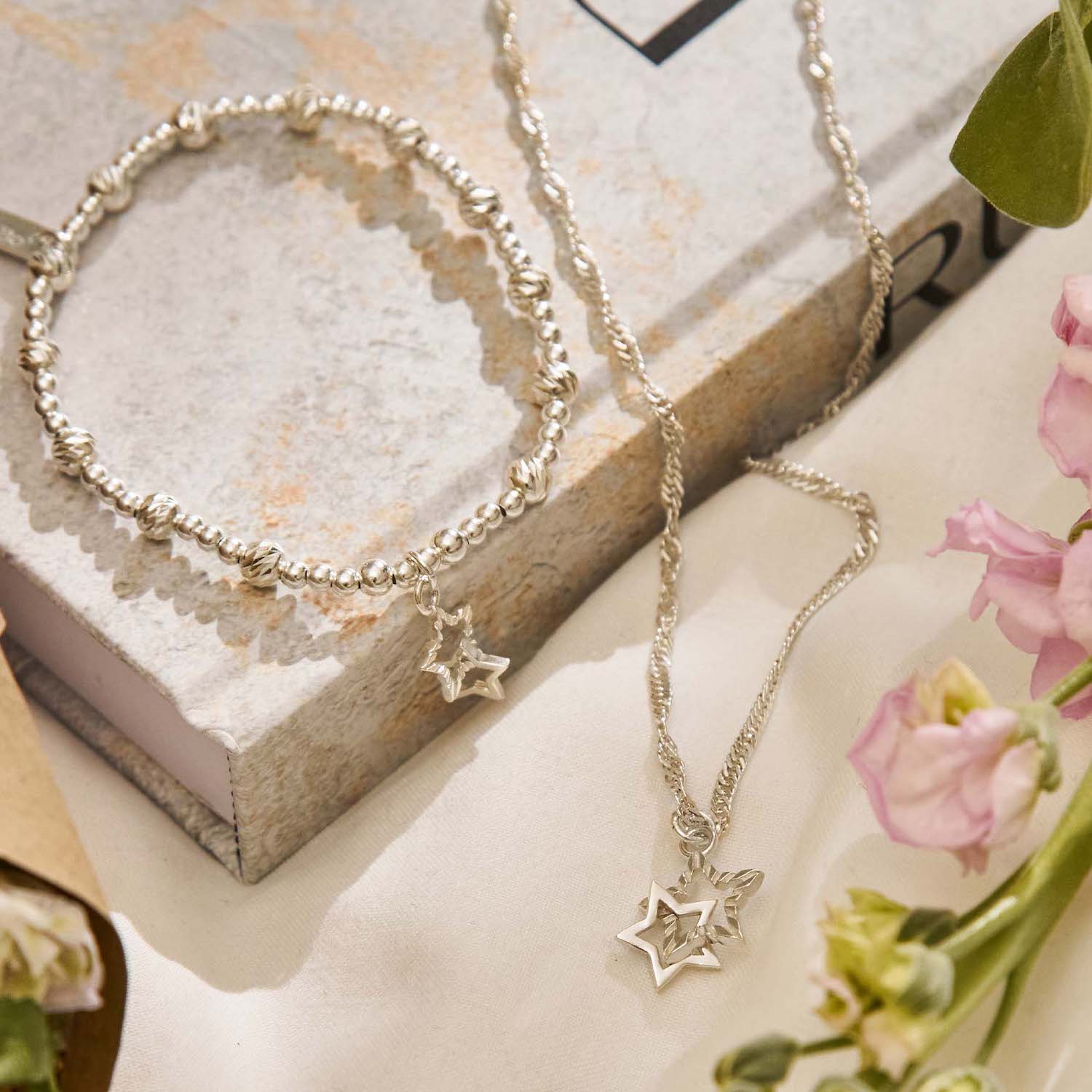 ChloBo Silver Twisted Rope Chain Interlocking Star Necklace - Image 2