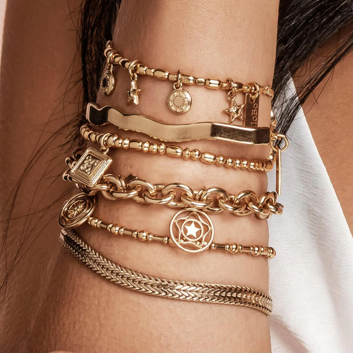 ChloBo Gold The Tide Bracelet - Image 3