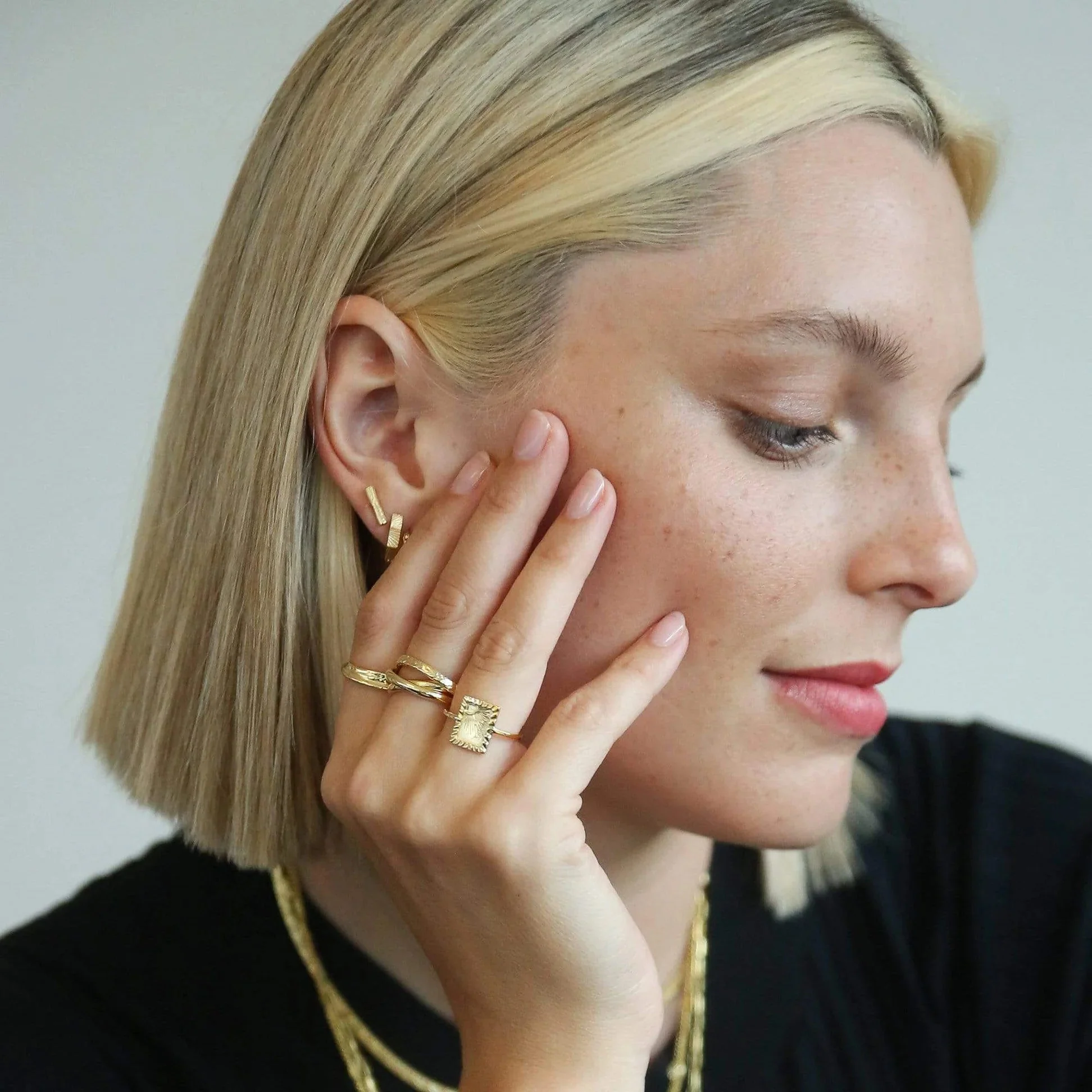 Daisy Estée Lalonde Trinity Ring - Image 5
