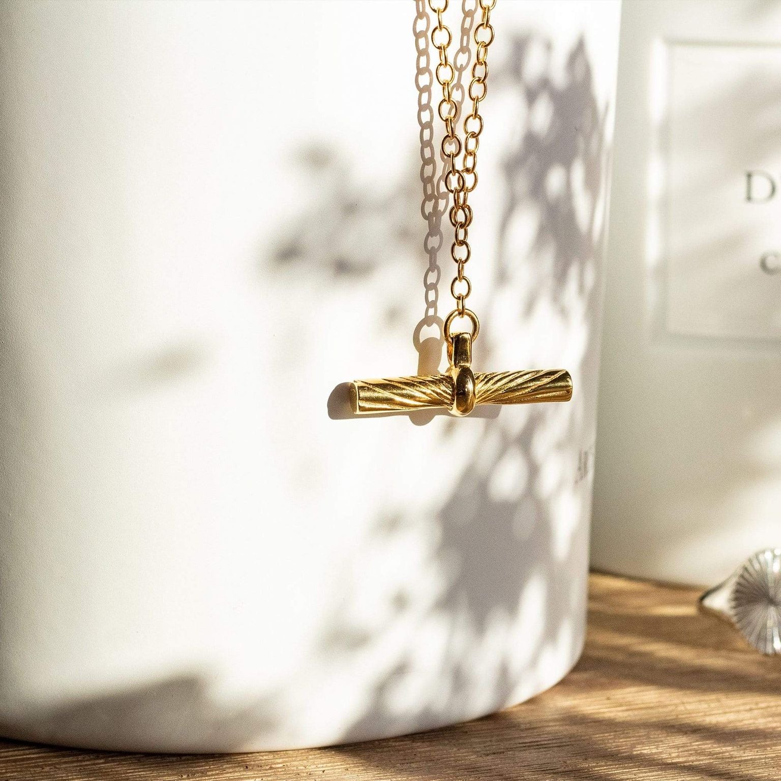Daisy London 18ct Gold Estee Lalonde Tbar Necklace - Image 4