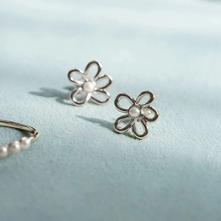 Daisy London Silver Daisy Pearl Stud Earrings - Image 3