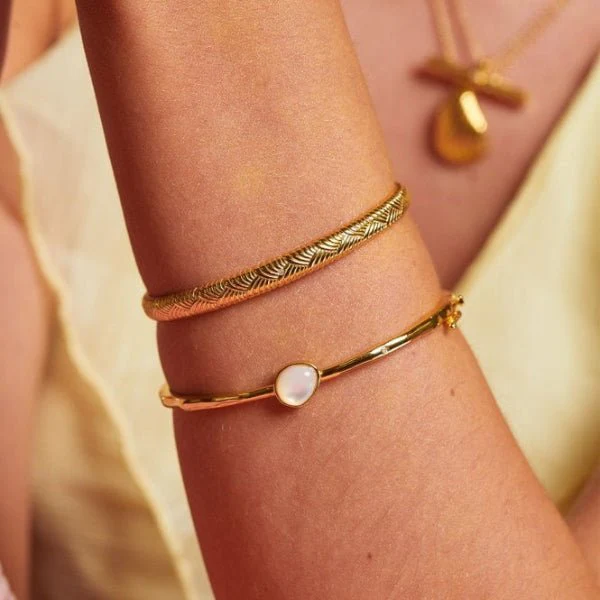 Hot Diamonds Gold
Silver X GE Paris Bangle Bracelet - Image 2