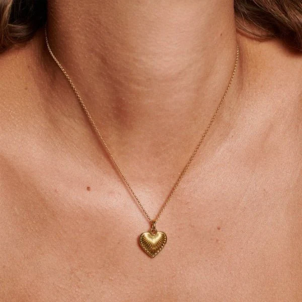 Hot Diamonds Gold Jac Jossa Essence Heart Pendant - Image 2