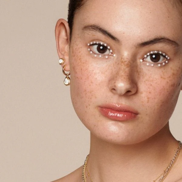 Hot Diamonds Gold Jac Jossa Heart Stud Earrings - MOP - Image 2
