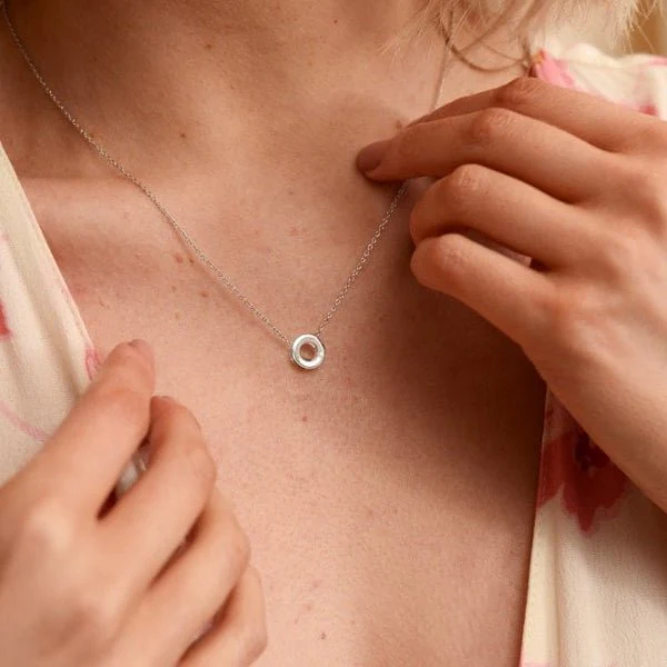 Hot Diamonds
Silver Amulets Circle Pendant - Image 2