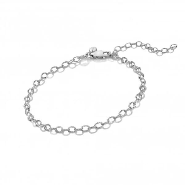 Hot Diamonds
Silver Cut Oval Bracelet
