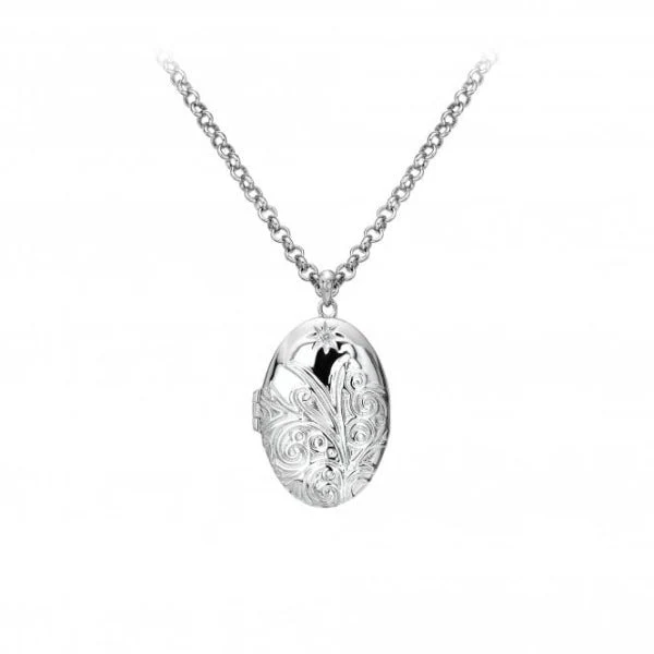 Hot Diamonds 
Silver Engraved Oval Locket - Image 3
