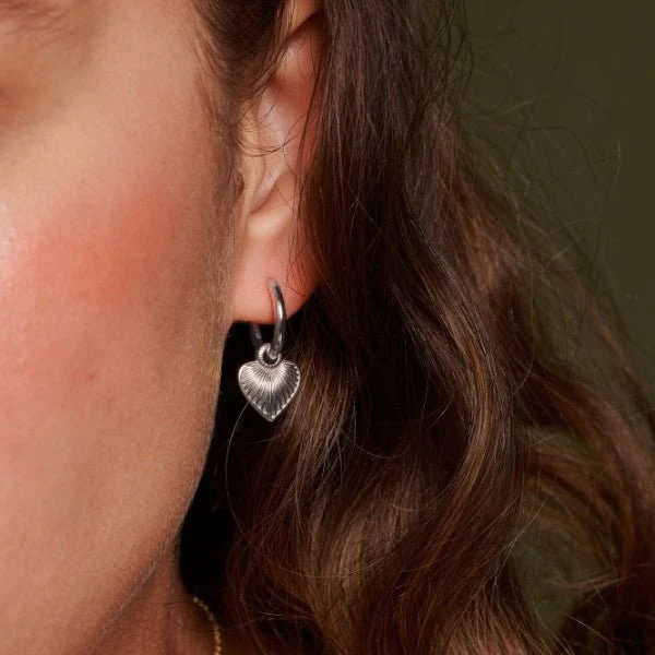 Hot Diamonds
Silver Essence Heart Huggie Earrings - Image 2