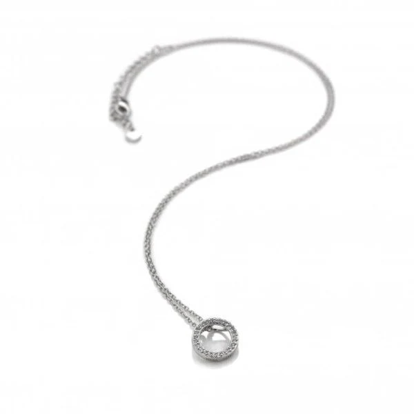 Hot Diamonds
Silver Striking Circle Pendant