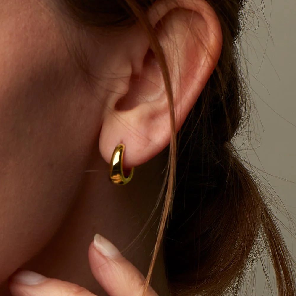 Kit Heath Bevel Cirque Gold Hinged Huggie Hoop Earrings - Image 3
