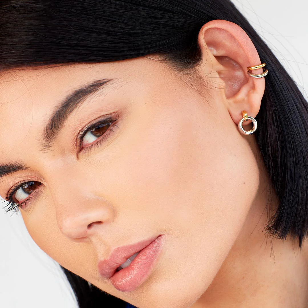 Kit Heath Silver Bevel Cirque Gold Link Stud Earrings - Image 2