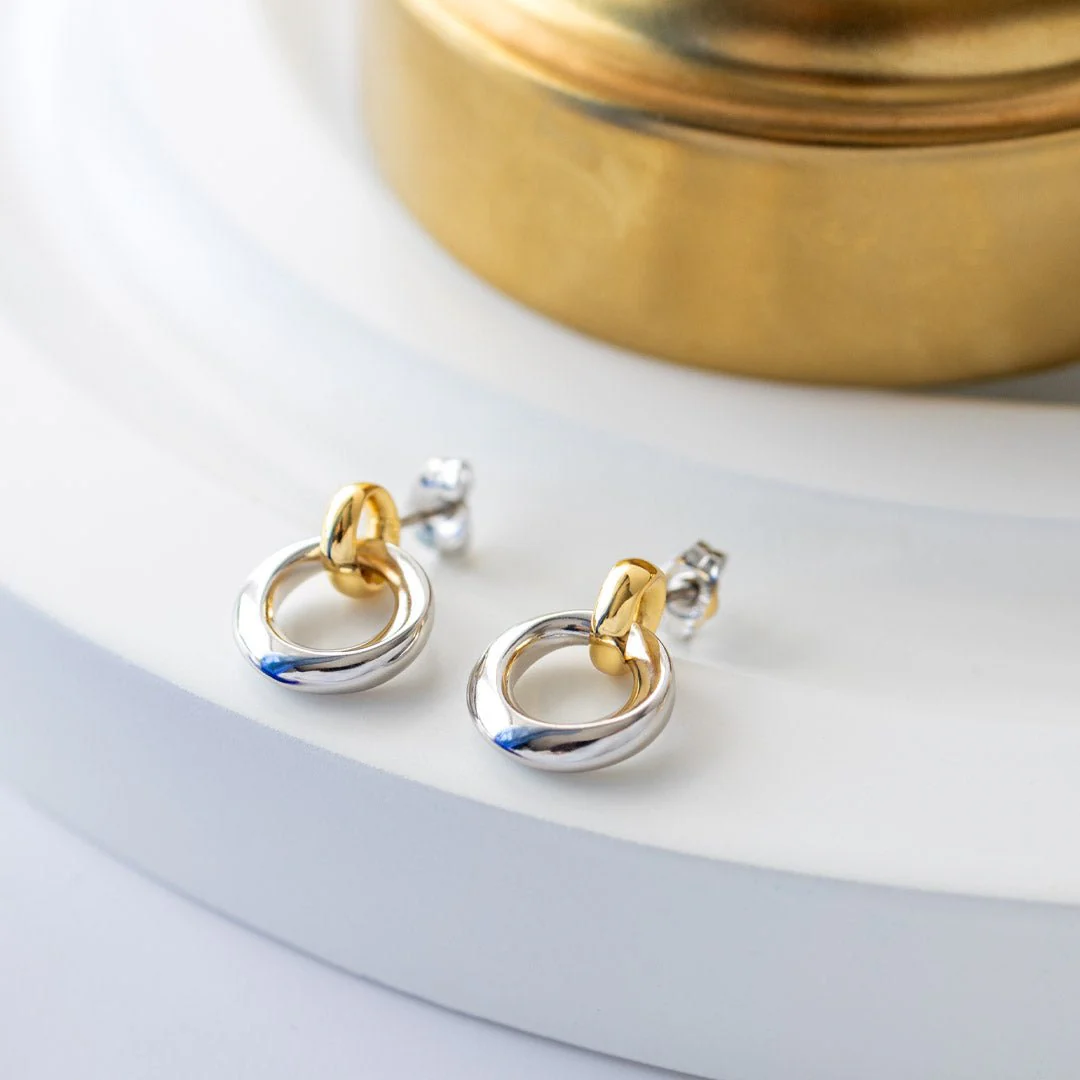 Kit Heath Silver Bevel Cirque Gold Link Stud Earrings - Image 5