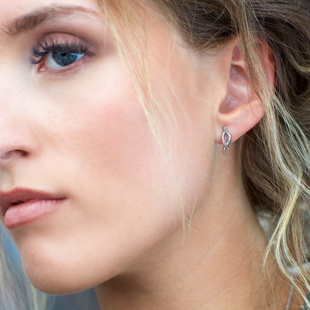 Kit Heath Silver Entwine Twine Twist Stud Earrings - Image 2