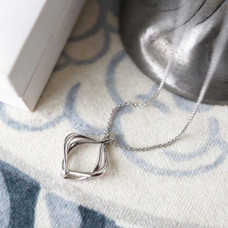 Kit Heath Silver Alicia Petite Necklace - Image 3