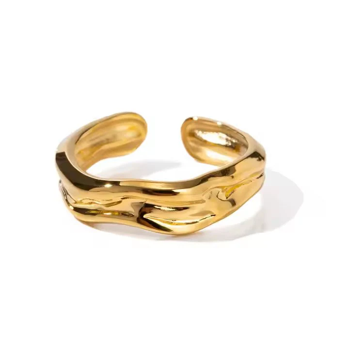 Mococo Gold Adjustable Wave Ring