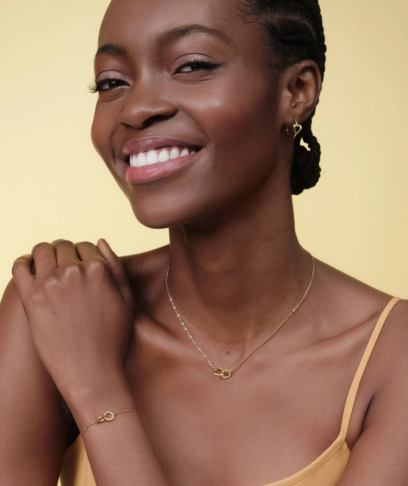 Olivia Burton Classic Kindred Interlink Heart Gold Plated Necklace - Image 5