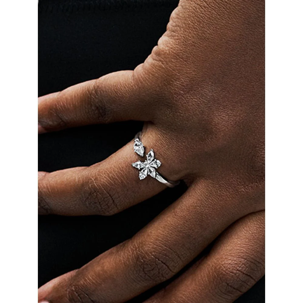 Pandora Silver Sparkling Herbarium Cluster Open Ring - Image 2