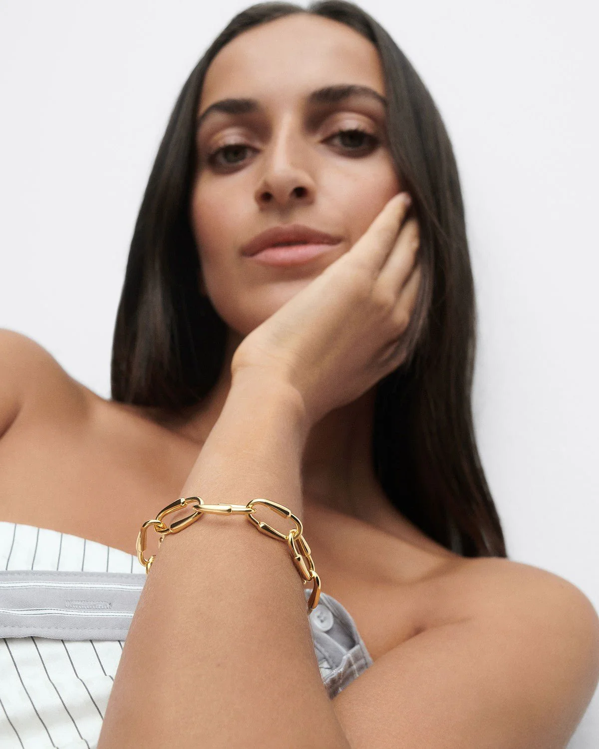 PDPAOLA Gold Loop Chain Bracelet - Image 5