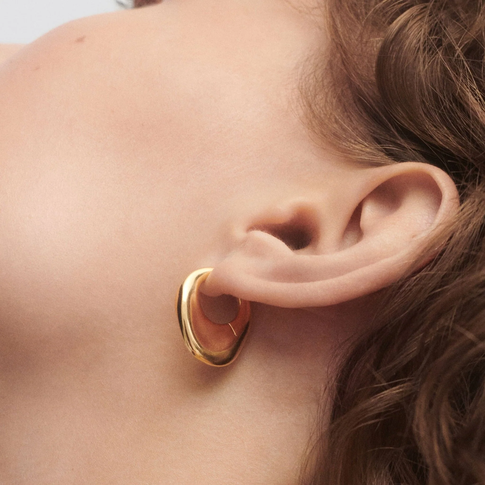 PDPAOLA Gold Volcano Hoop Earrings - Image 2