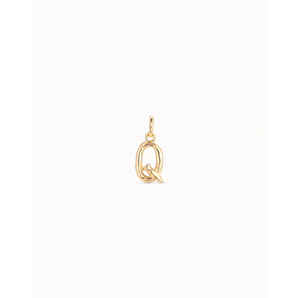 Unode50 18K Gold Plated Medium Q Initial Charm