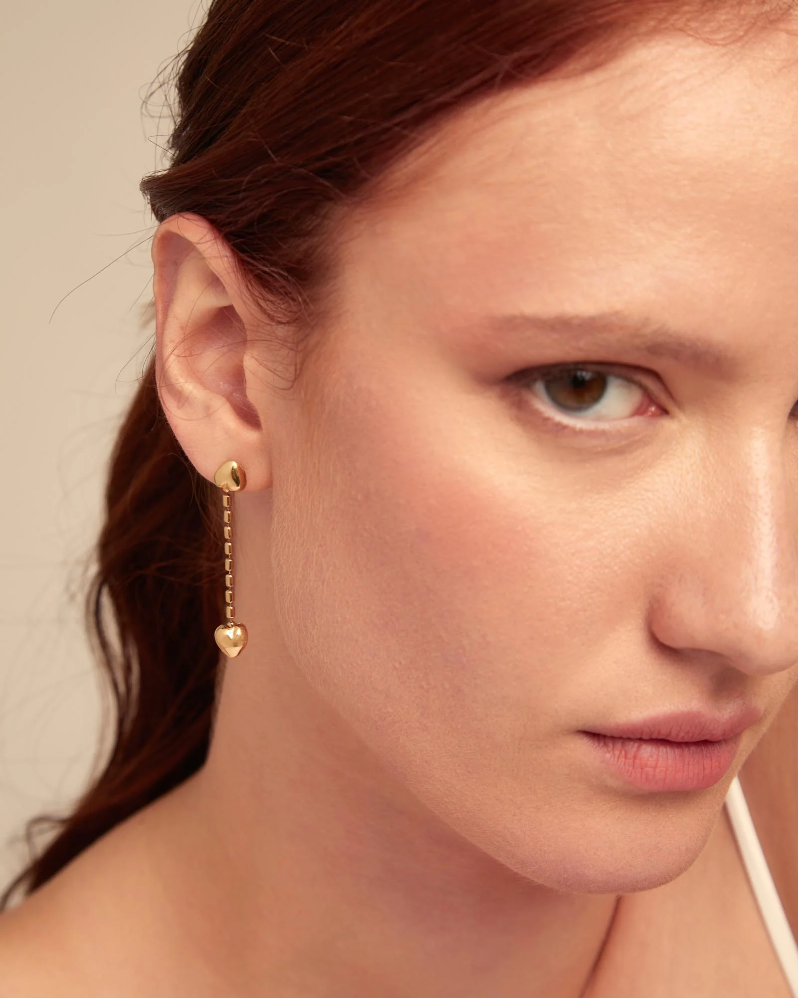 UNOde50 Gold Cupido Beloved Earrings - Image 2