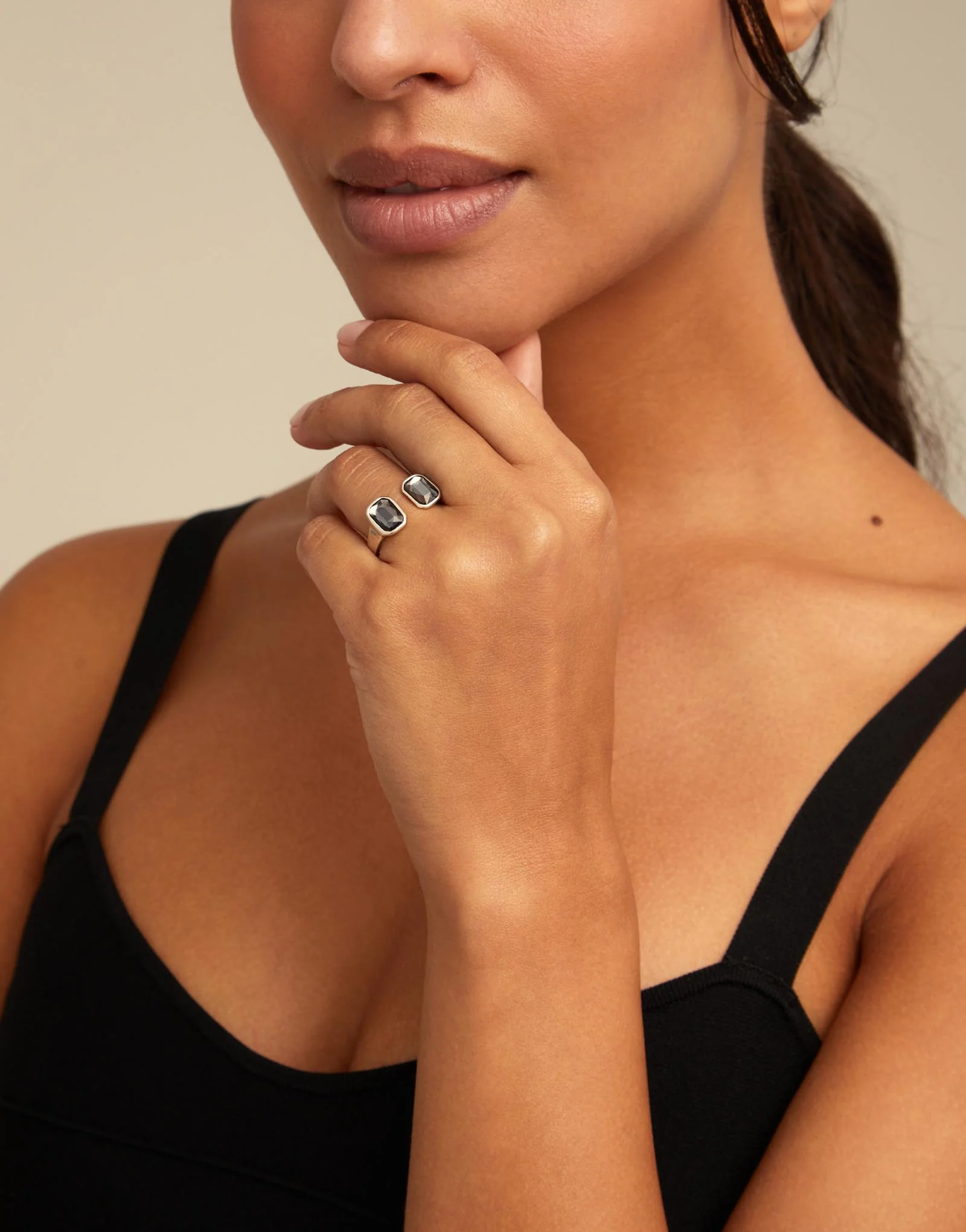 UNOde50 Silver Closing doors Confident Ring - Image 2